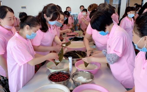 育嬰師與月嫂供不應(yīng)求 家政服務(wù)行業(yè)的巨大機遇